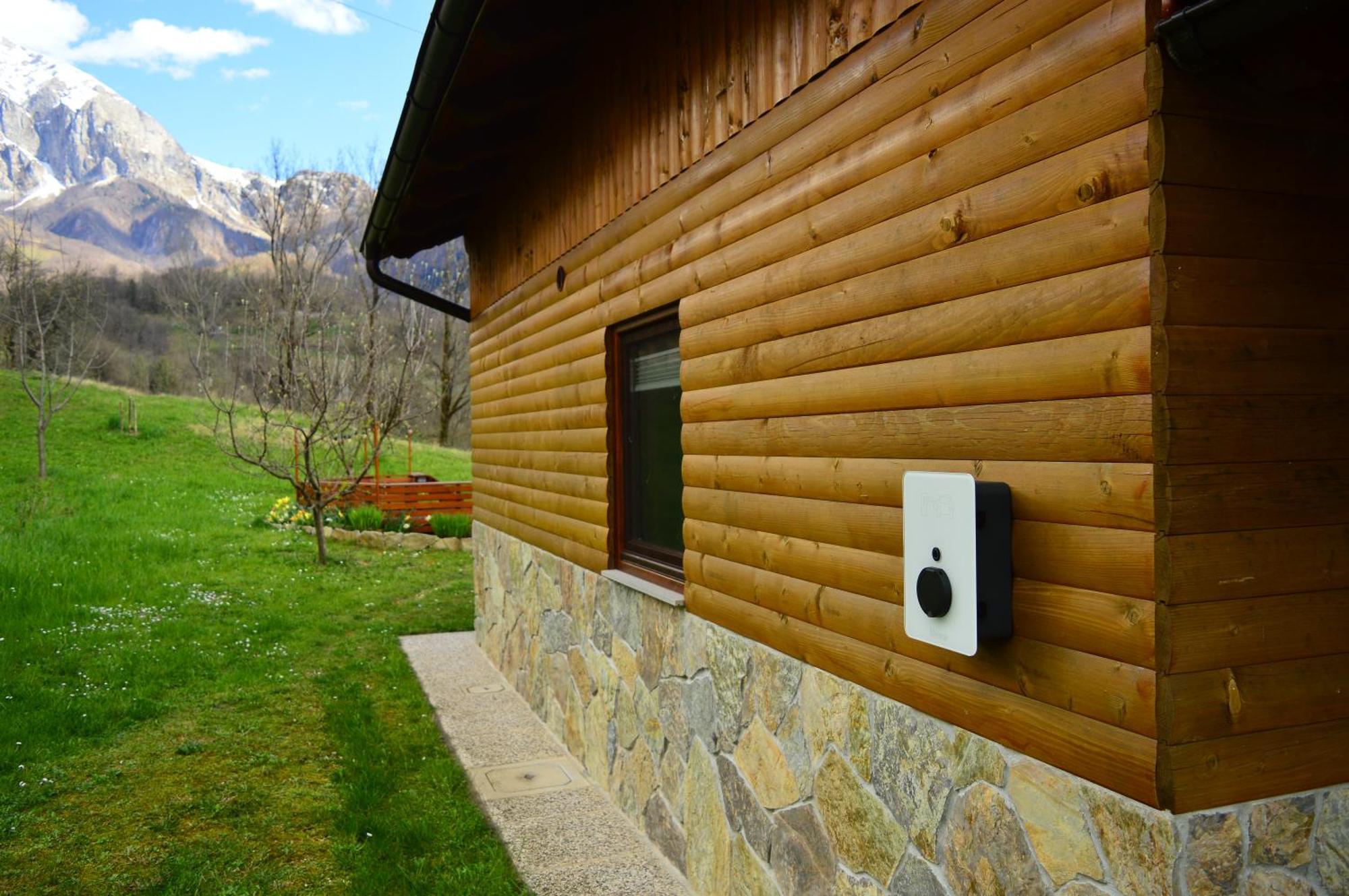 Sleeping With The Bees Kozjak Kobarid Exterior photo
